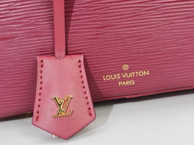 wholesale quality louis vuitton m12009 red